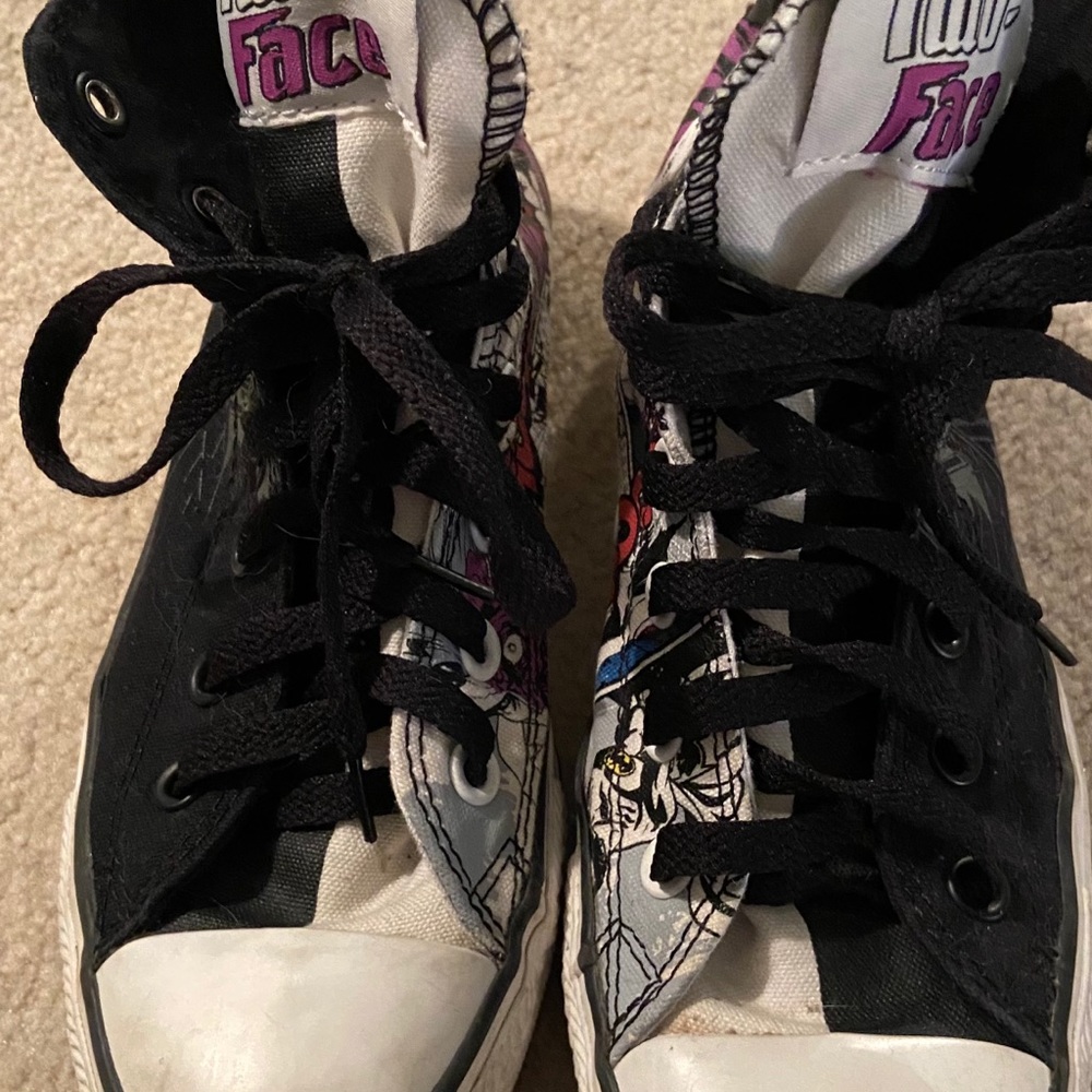 Batman two face converse